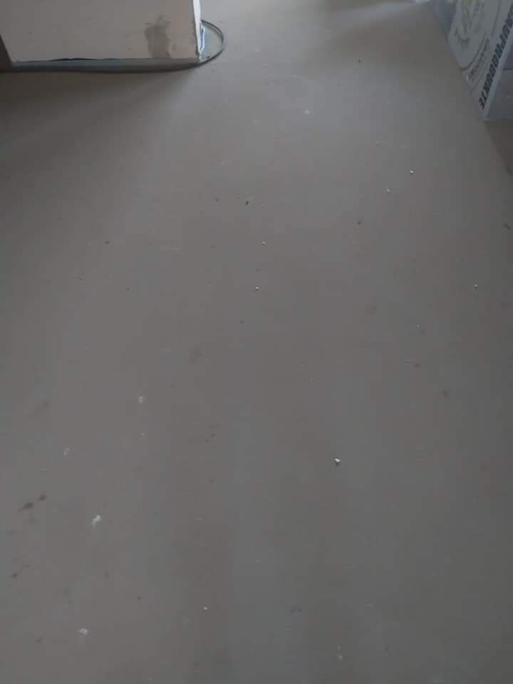 Posadzki wylewki miksokretem