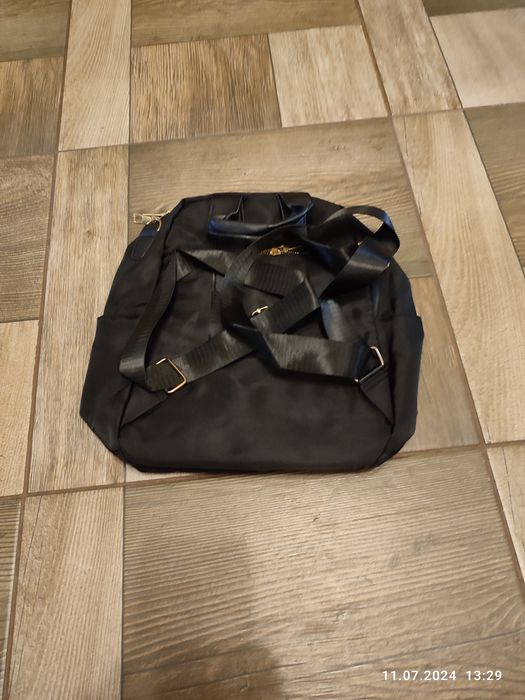 Nowy czarny plecak damski