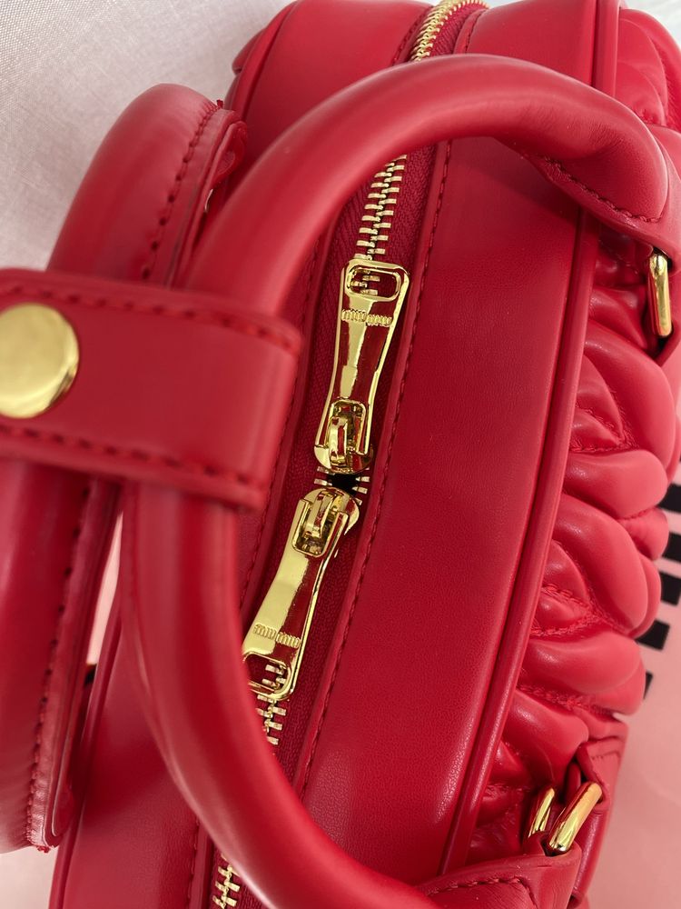 Miu Miu Arcadie Red