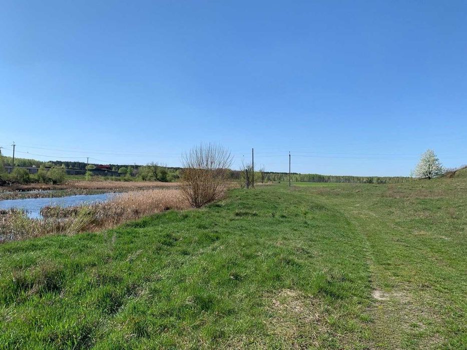 Земля під базу від починку біля озера в Лісовичах! Комунікації поруч