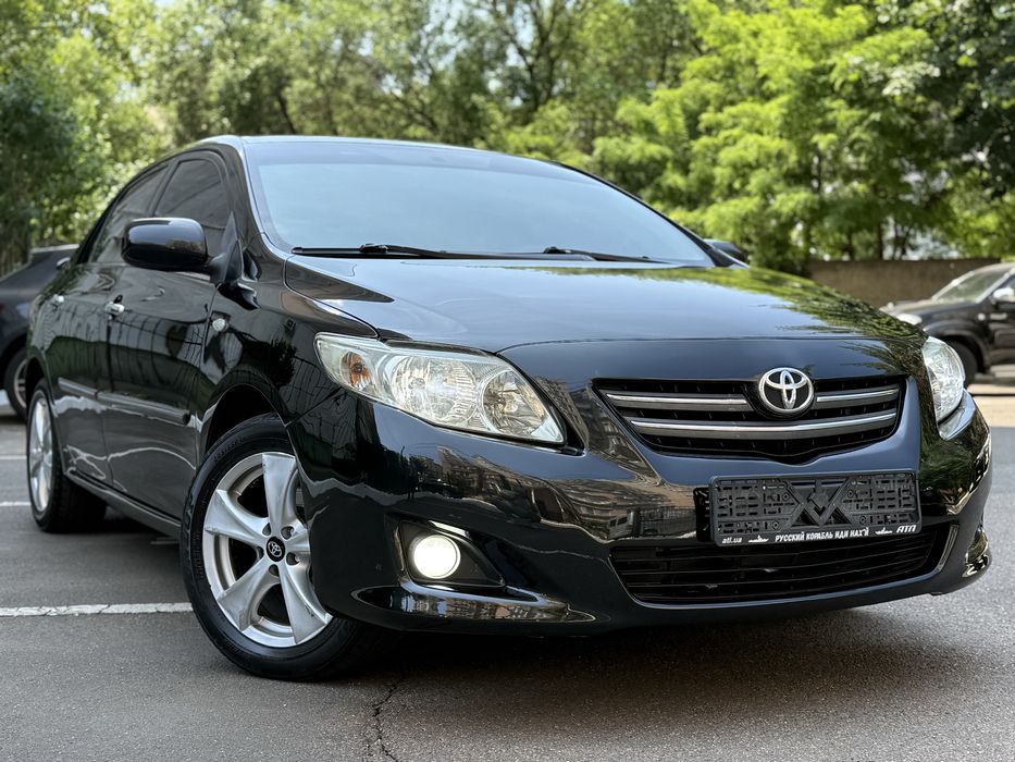 Продам Toyota Corolla 1.8 Автомат+Газ 2008г
