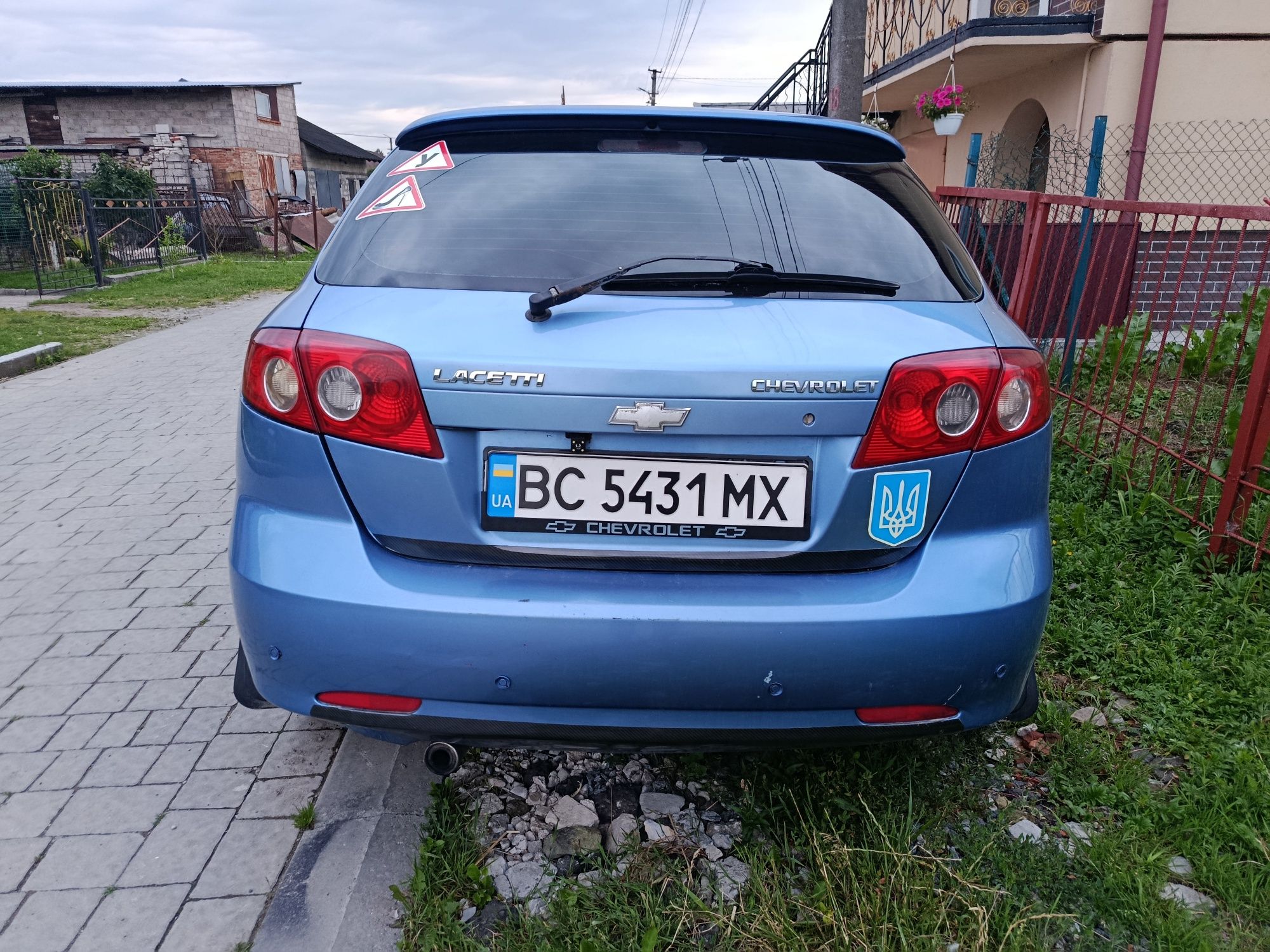 Продам автомобіль Шевроле лачеті