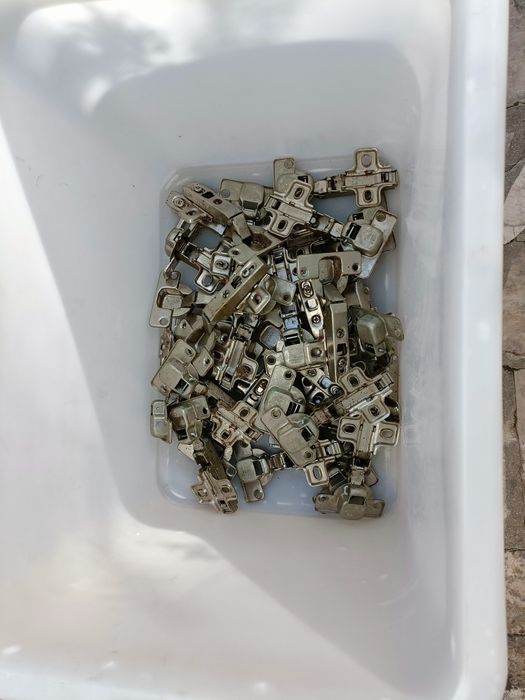 Ferragens - Dobradiças