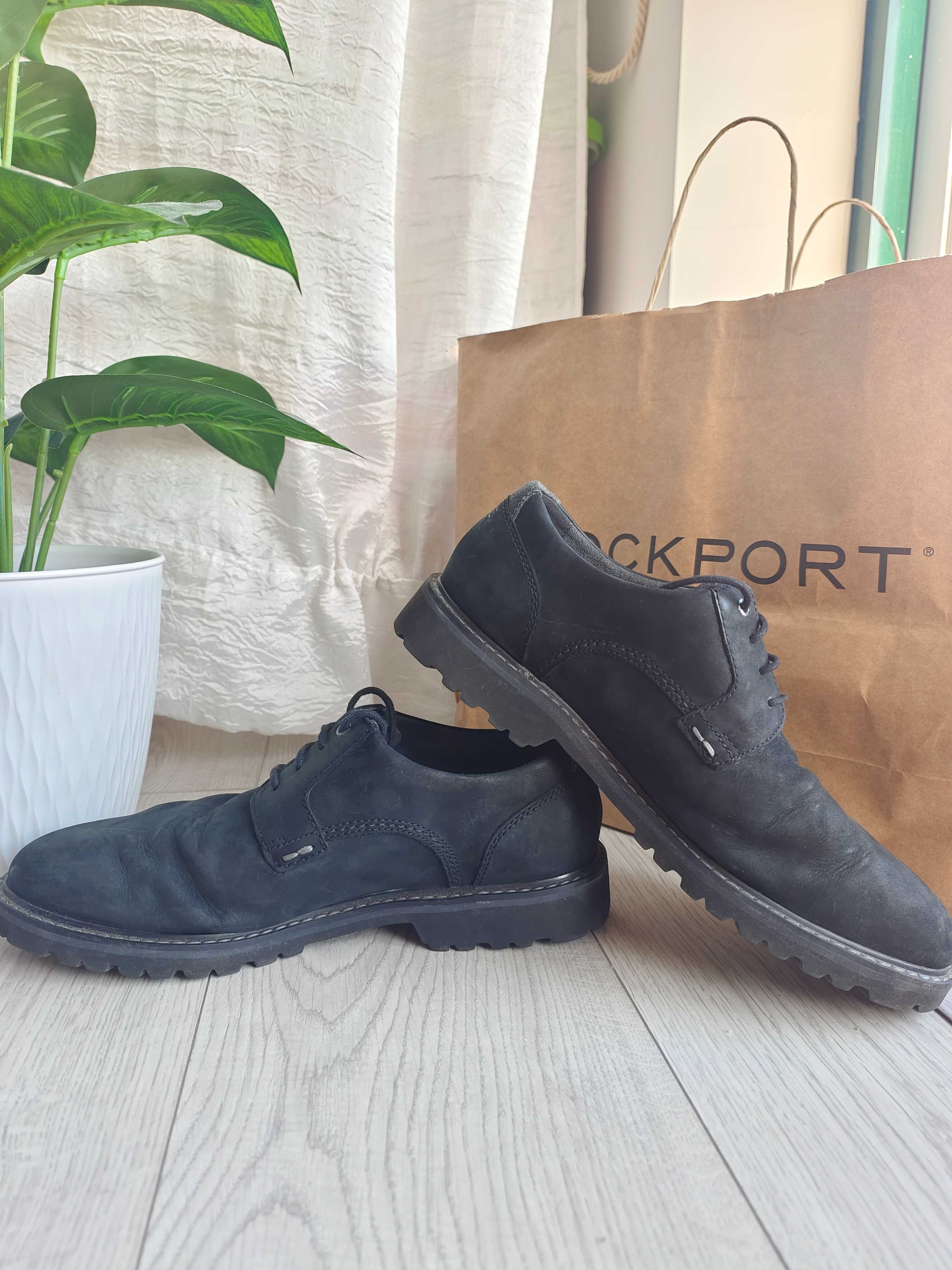 Sapatos clássicos da Rockport