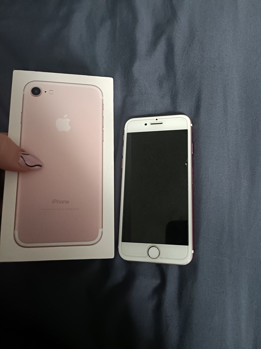 iPhone 7 rose gold