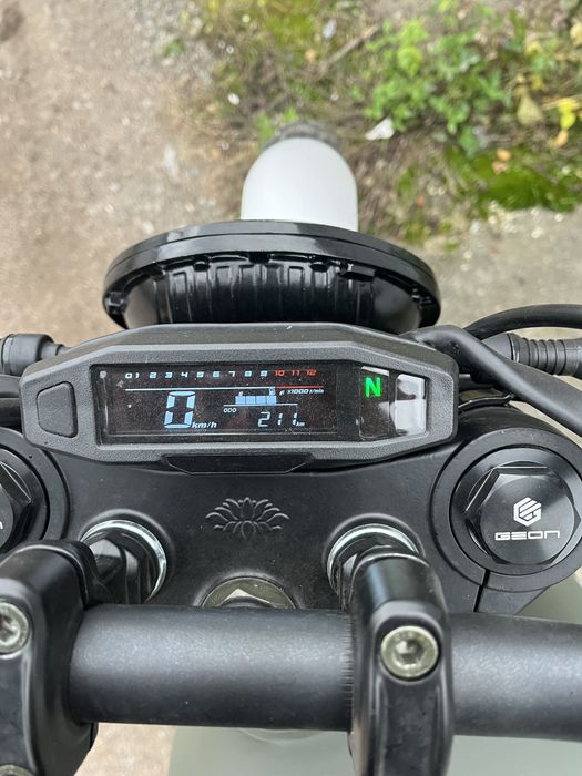 Продам мотоцикл Geon Rockster