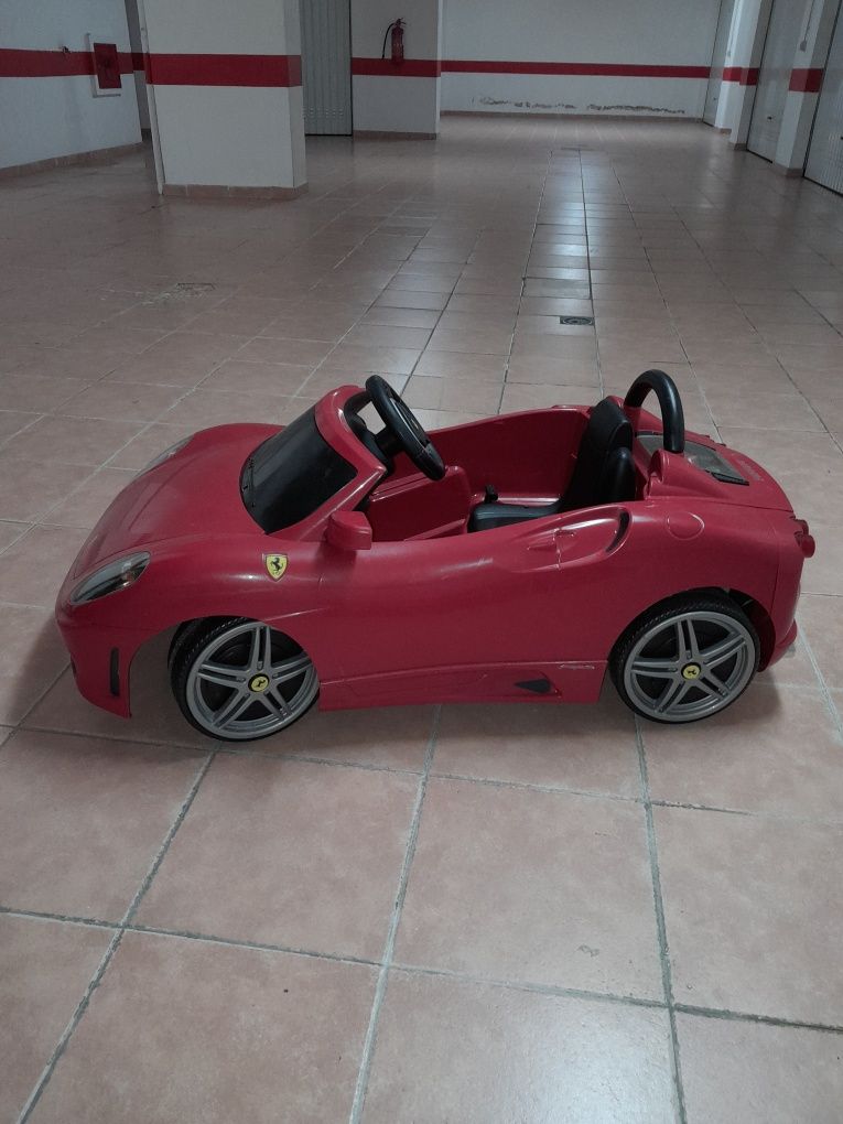 Ferrari a bateria