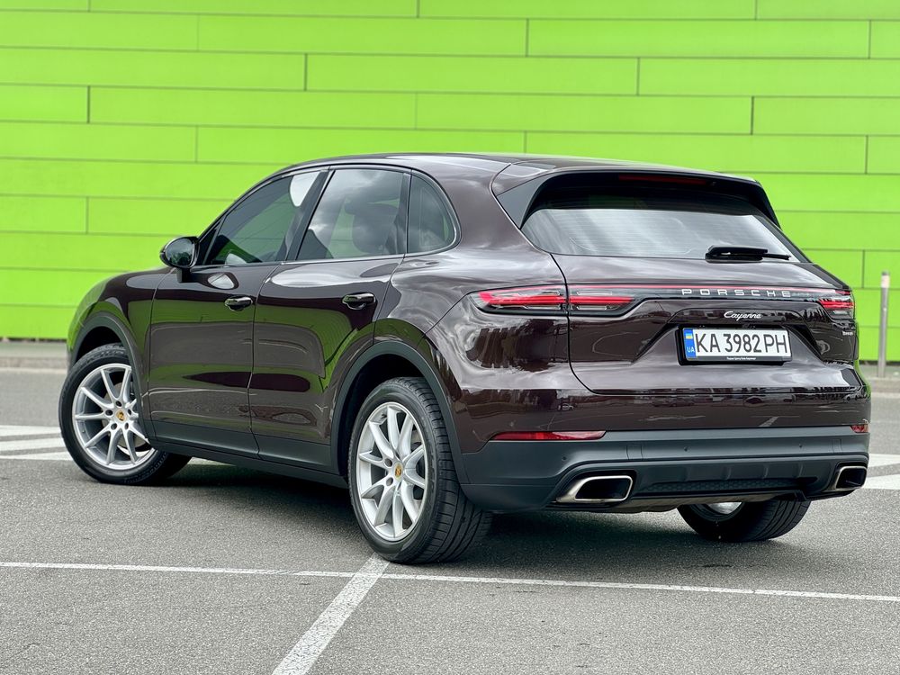 Porsche Cayenne Official