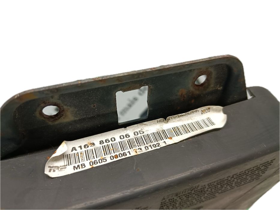 Airbag lateral frente direita MERCEDES-BENZ Classe M (W163)