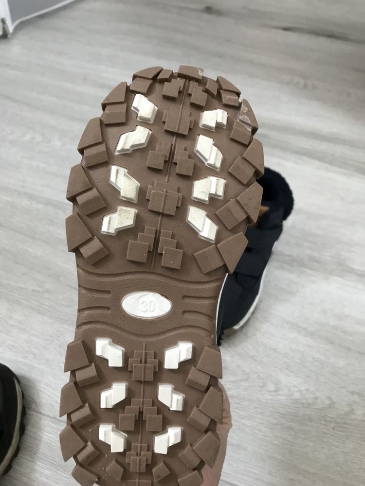 Buty zimowe action boy r. 30