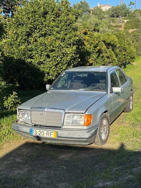 Vendo Mercedes-Benz 200D