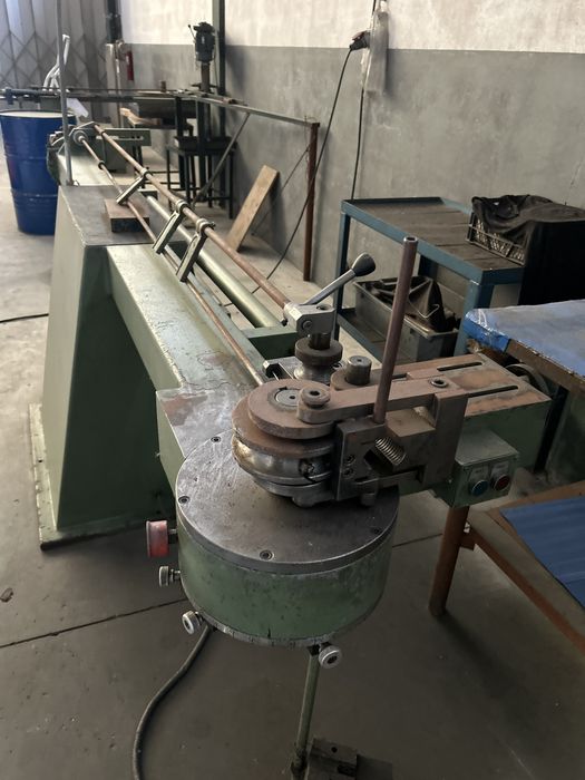 Maquina de virar tubo