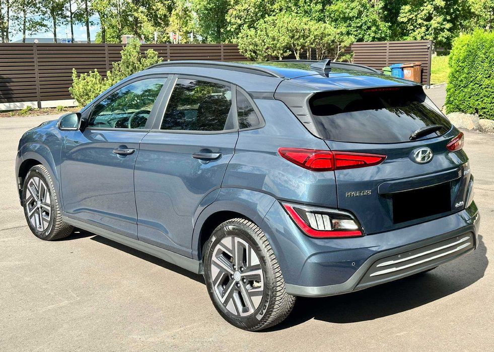 Продам Hyundai Kona, 64 кВт, 2022 року