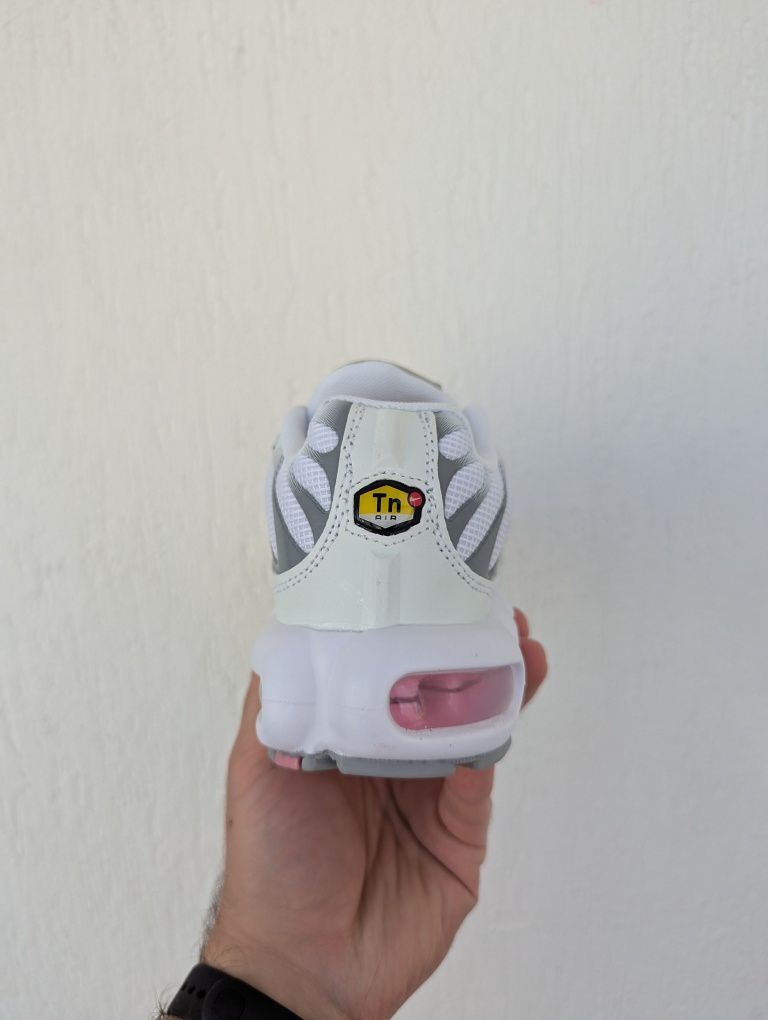 Nike Air Max TN plus pink