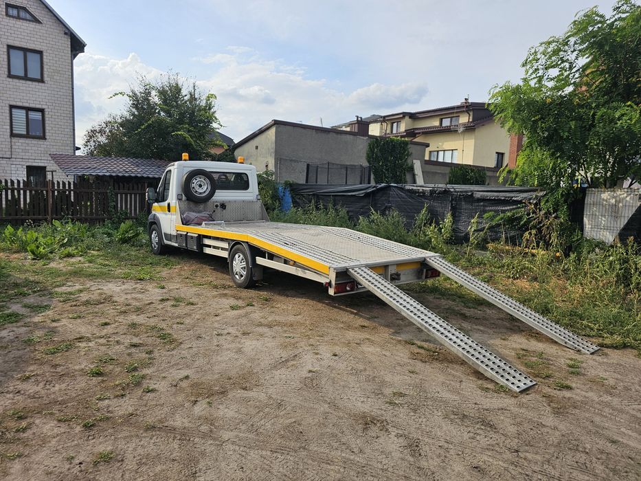 Wynajem autolawety lawety busów samochodu pomoc drogowa