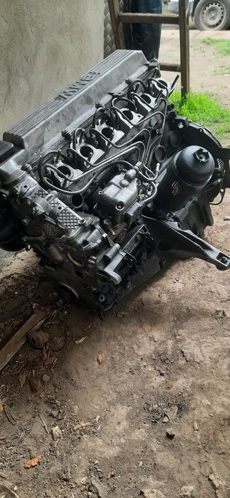 Двигатель двигун м51 також все навісне з підкапотки  по запчастинах мо