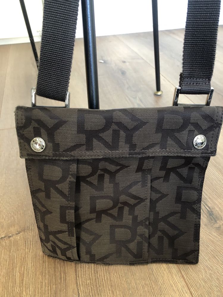 Vendo carteira original DKNY