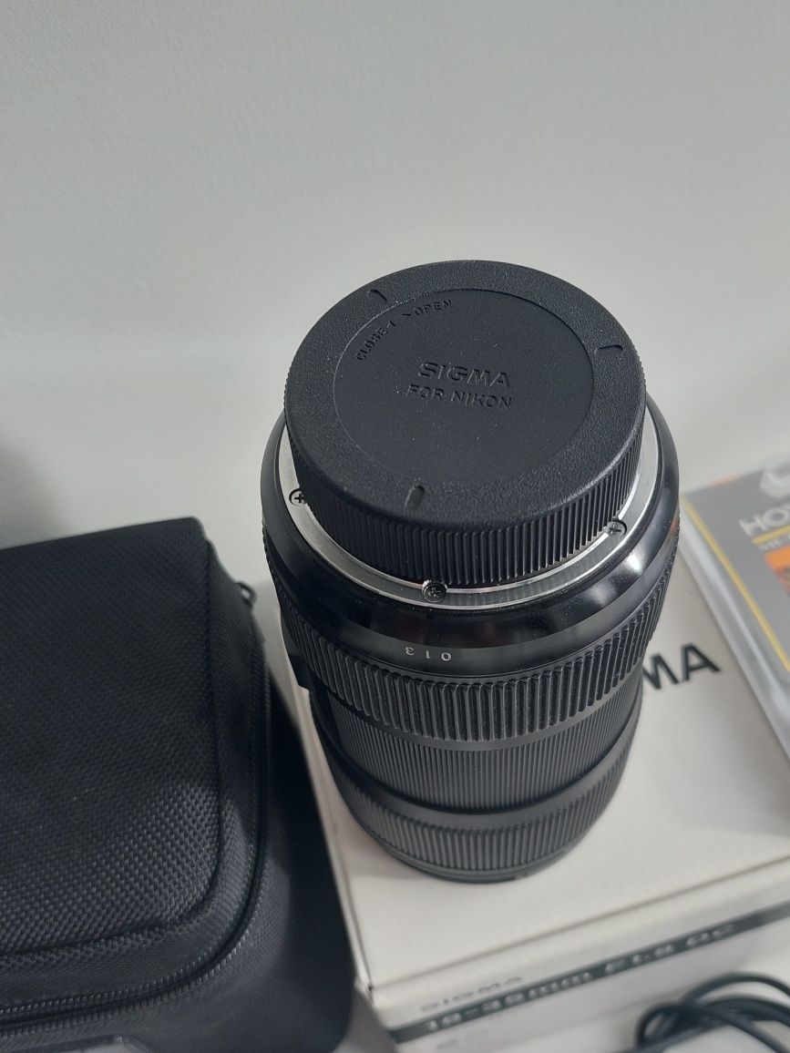 Sigma 18-35mm f/1.8 Art HSM DC для Nikon