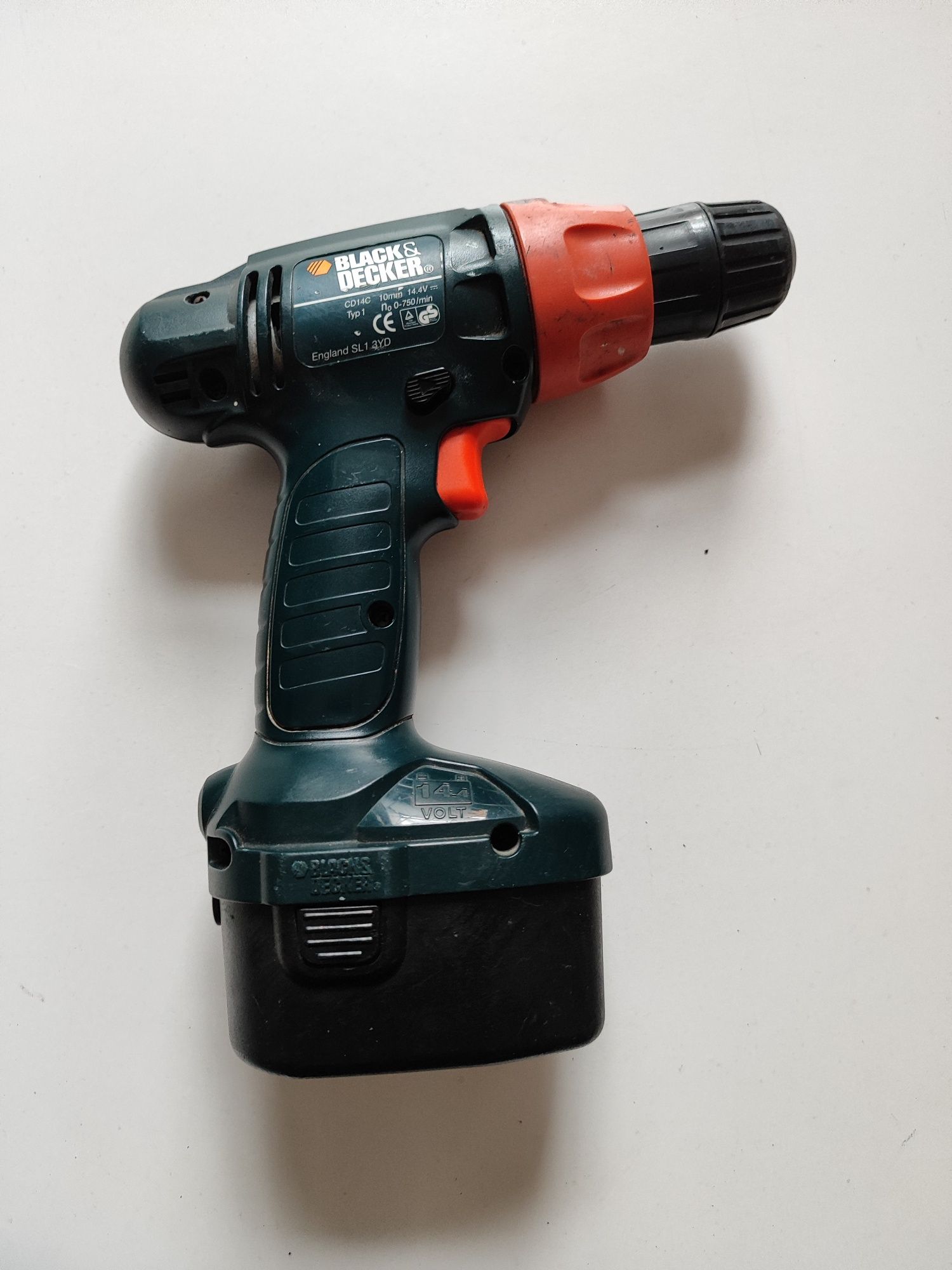 OKAZJA Wkrętarka Black&Decker CD12C