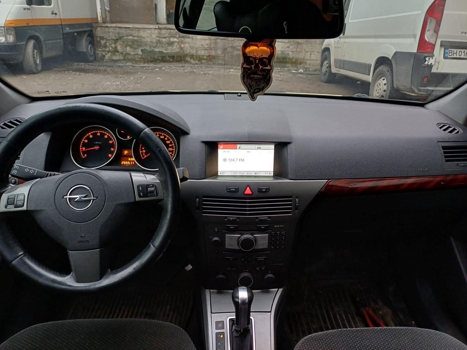 Opel     Astra  H