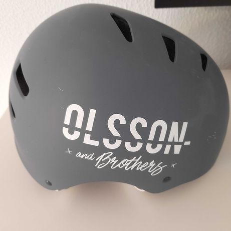Capacete OLSSON Helmet