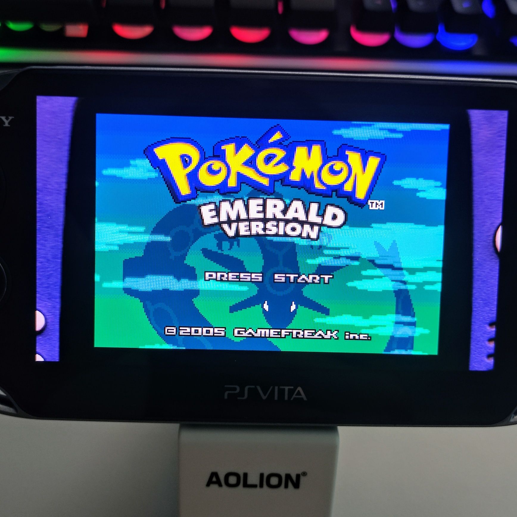 PS Vita OLED Desbloqueada 128GB + Extras
