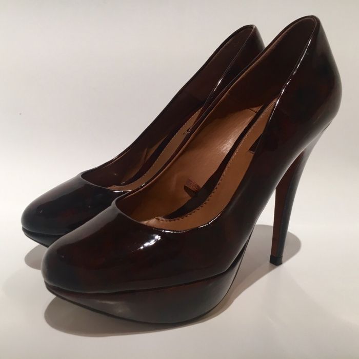 Szpilki Zara Woman, rozm. 38, brązowe, lakierowane, jak nowe, wysokie
