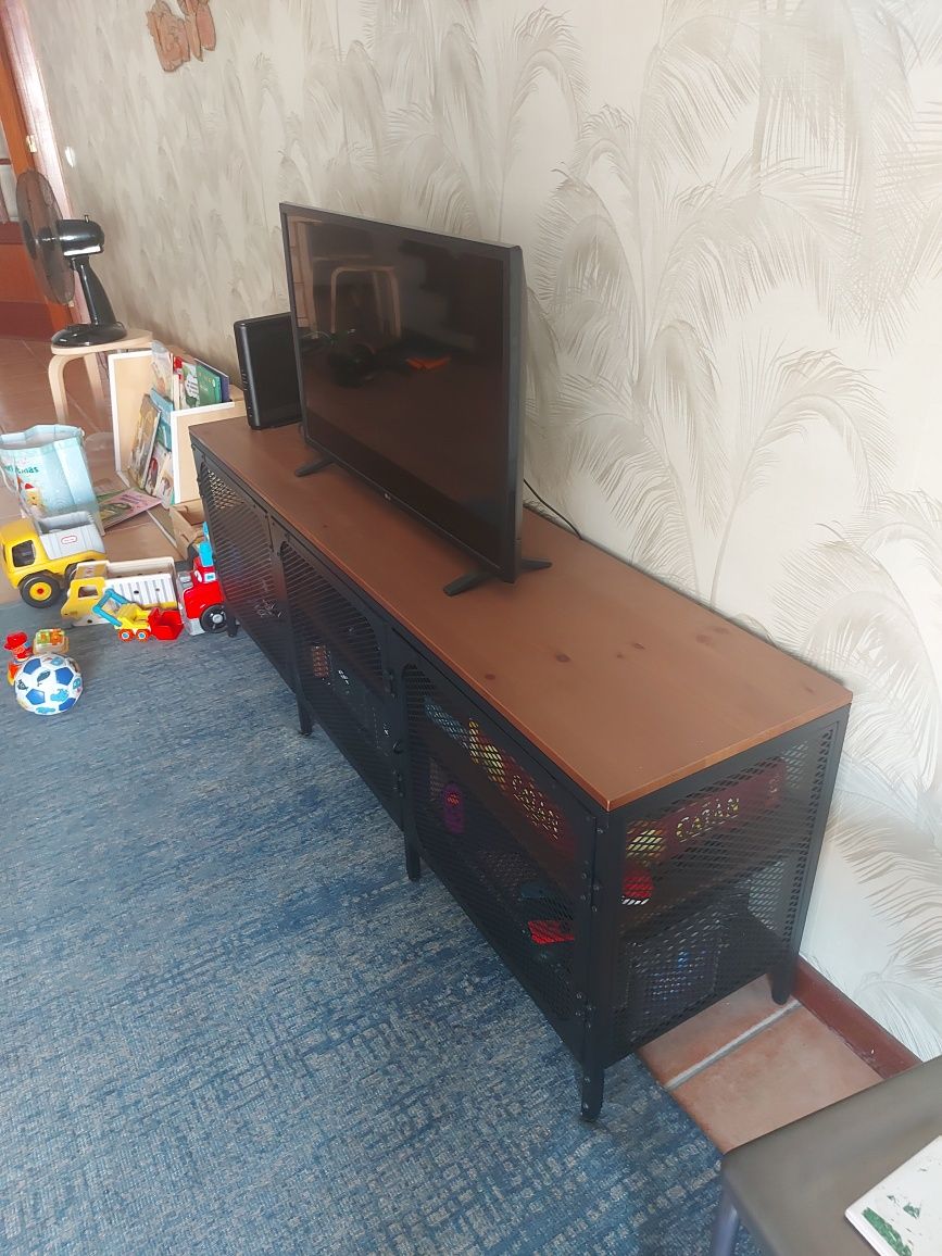 Móvel de TV- Fjällbo IKEA