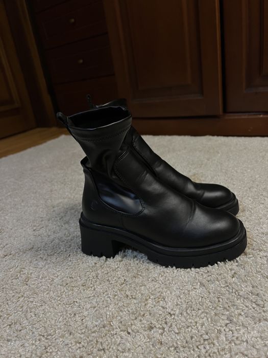 Челсі у чорному кольорі