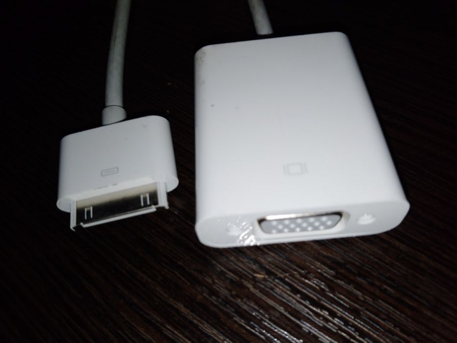 Адаптер для планшетів Apple Dock Connector to VGA для iPad (MC552)