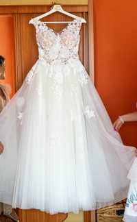 Pięknie suknia ślubna