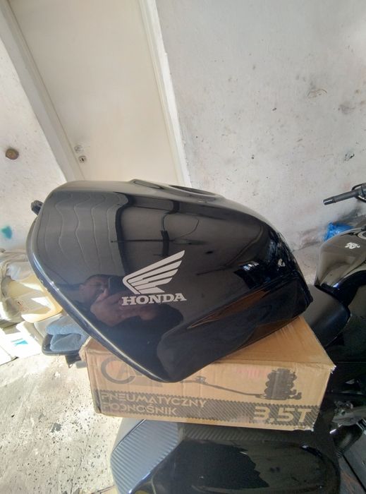 Honda CBR 1000F SC21 zbiornik