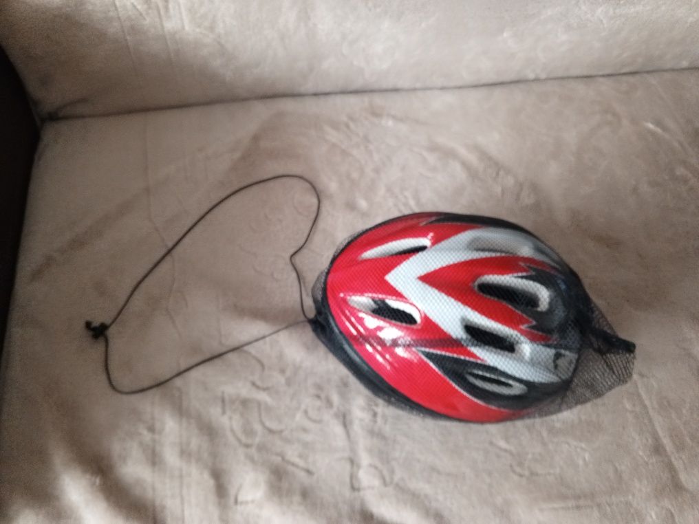 Kask Rowerowy NOWY Czerwony ( L )