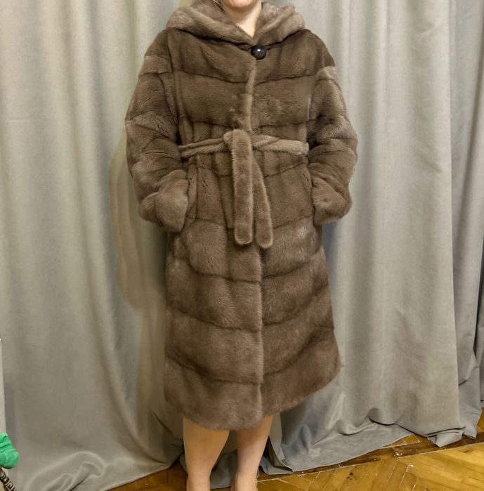 Шуба из меха Норки