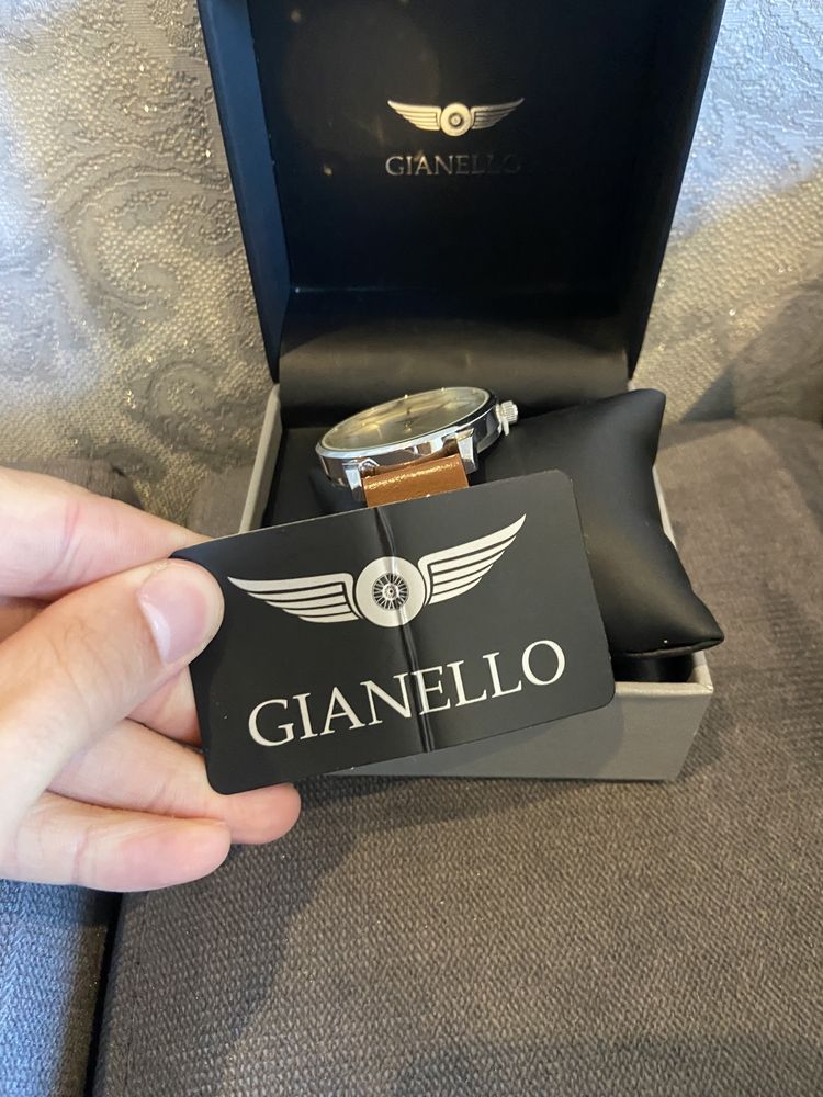 Годинник Gianello