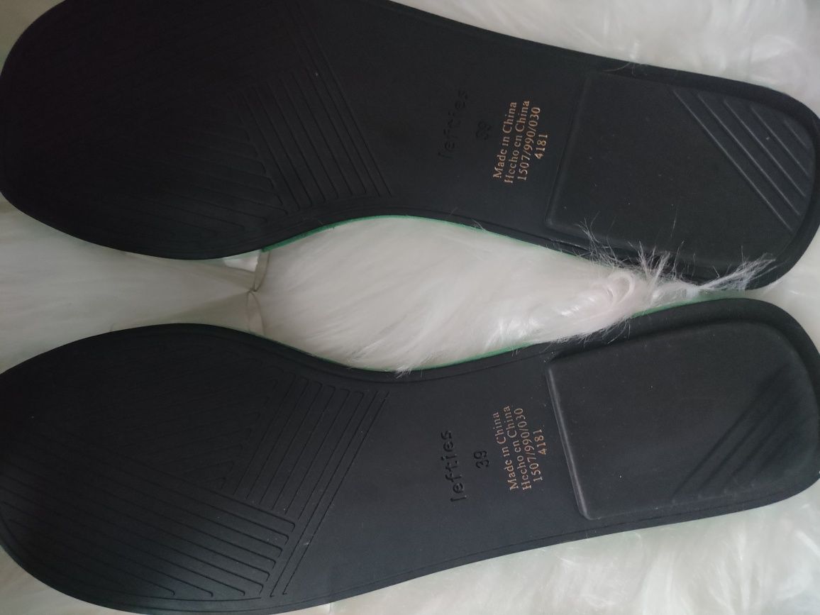 Chinelos Lefties tamanho 39