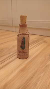 Butelka w oryginalnym korku z Sardynii