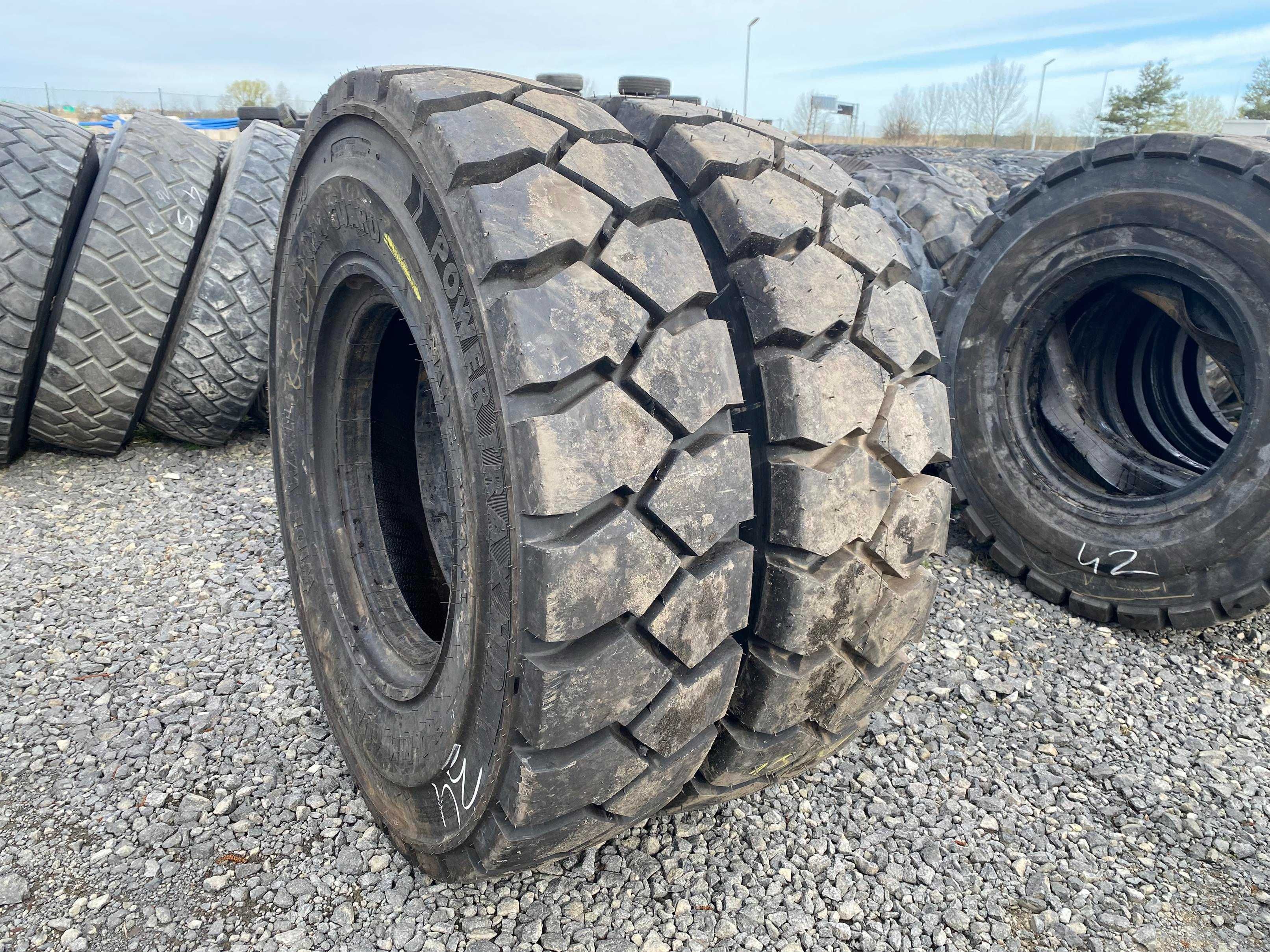 Opony 12.00-20 TRELLEBORG T-900, BKT POWER TRAX HD 100% Bieżnika