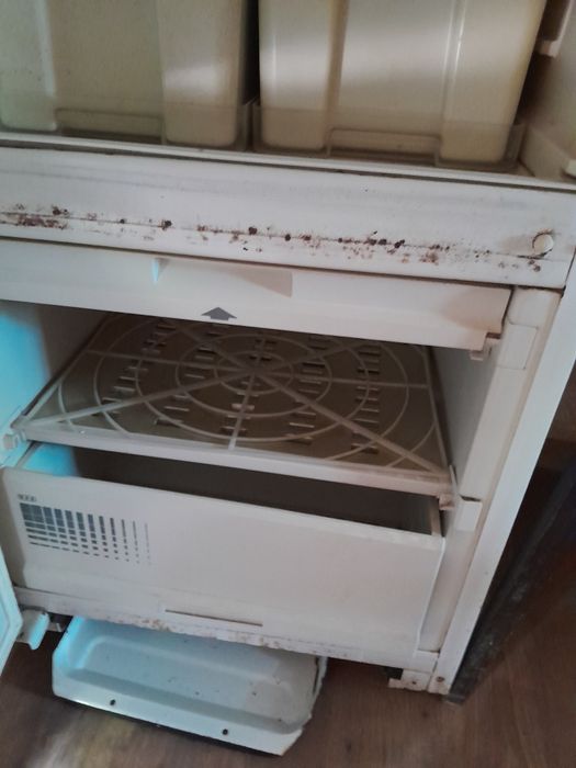 Холодильник Snaige