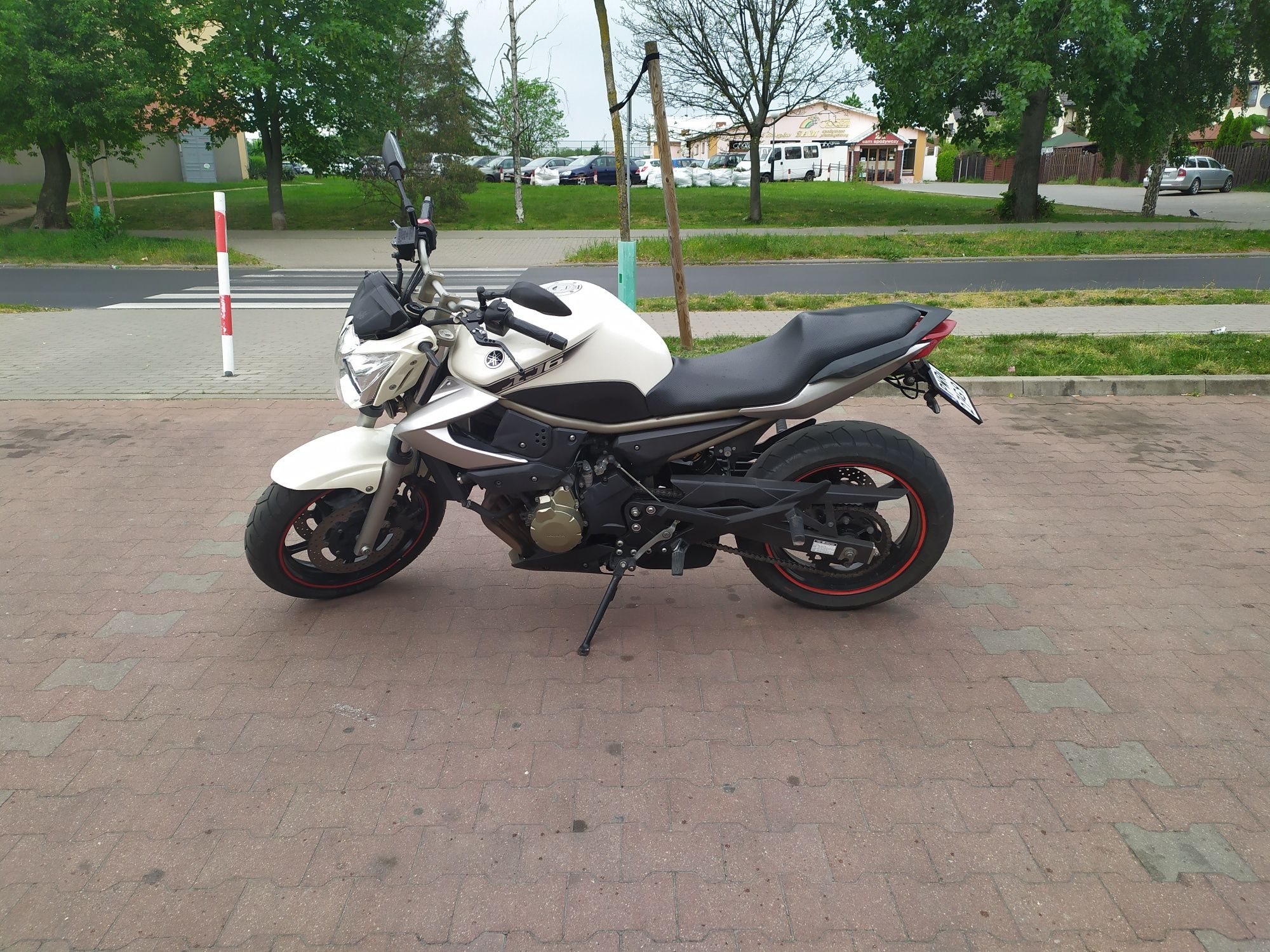 Yamaha XJ6n XJ6 Zarejestrowany na A2 Naked