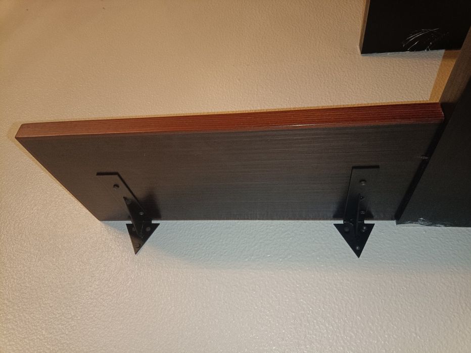 Prateleira em Cerejeira