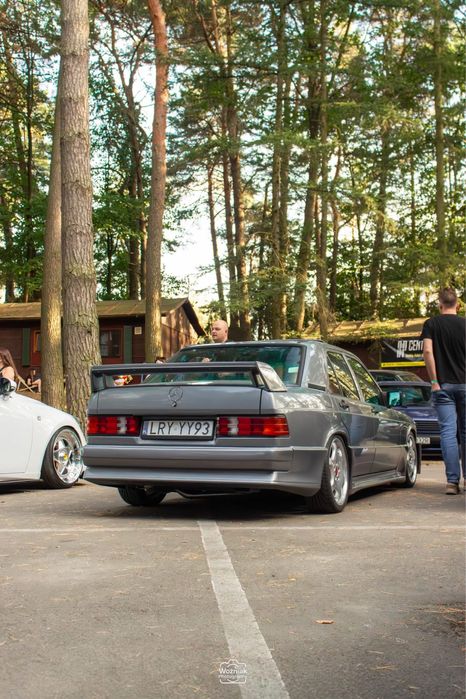 Mercedes 190E W201 1.8B Manual 5B