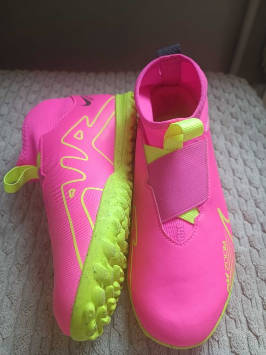 Сороканіжки Nike  jr zoom superfly 9 academy tf 35.5 розмір.