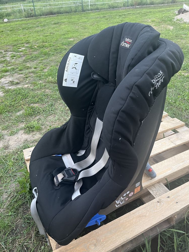 Fotelik rwf do 25 kg britax romer max way plus podstawka