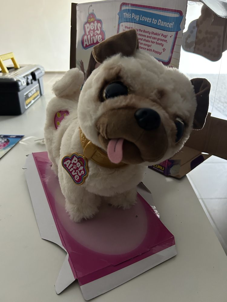 Brinquedo cão com som