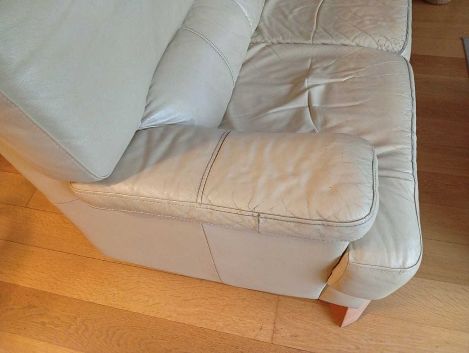 Sofás em pele (usados)