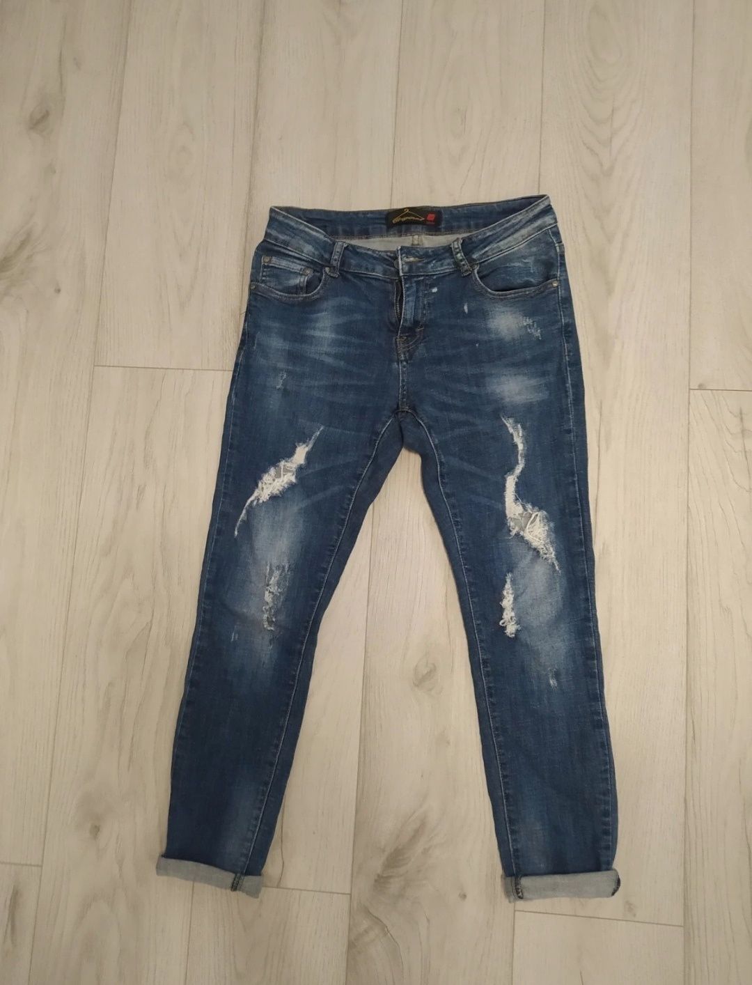 Spodnie z dziurami denim (M)