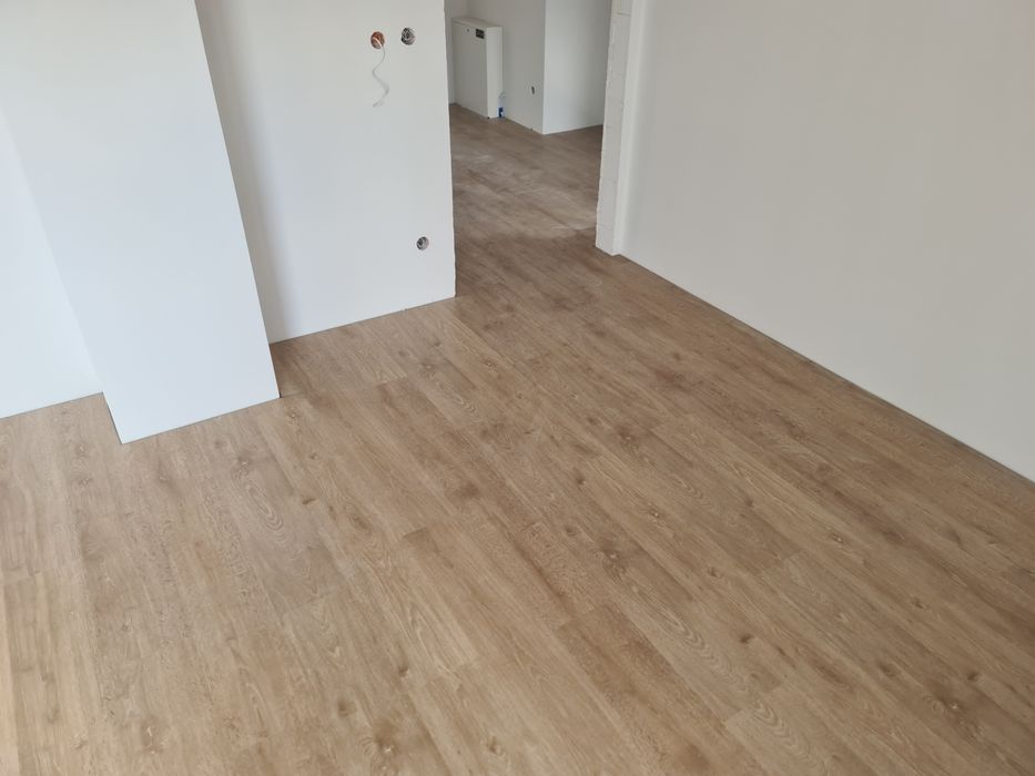 Montaż paneli laminowanych i winylowych od 17 zł/m²