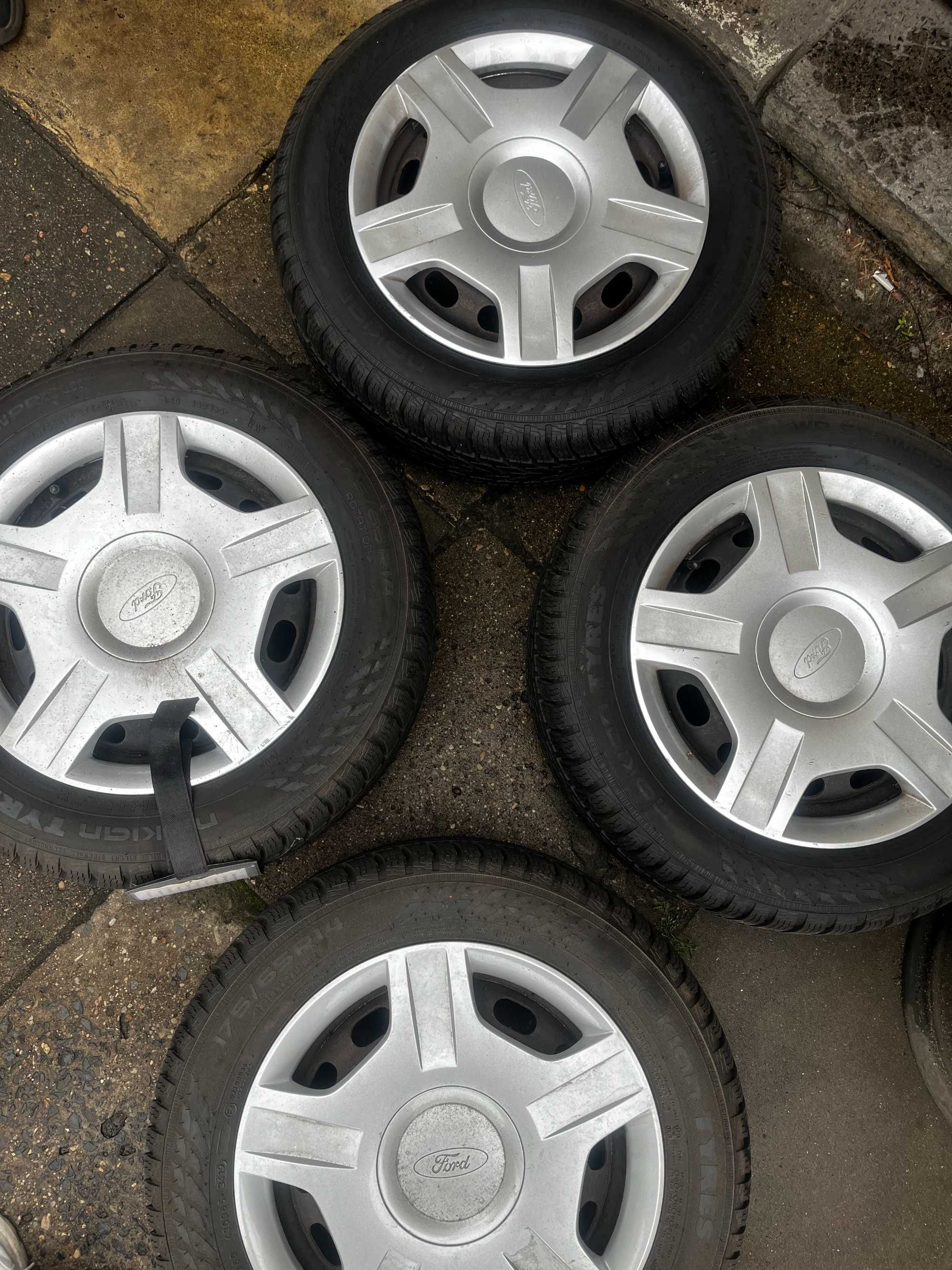 175/65 R14 Nokian Koła zimowe Ford