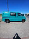 toyota hiace de 1998 em estado razoável com motor avariado